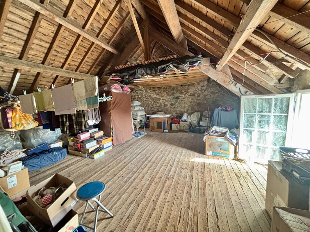 SAINT-ANDRE-DES-EAUX Maison Saint Andre Des Eaux- grand terrain - 145 m2 habitable possible 13