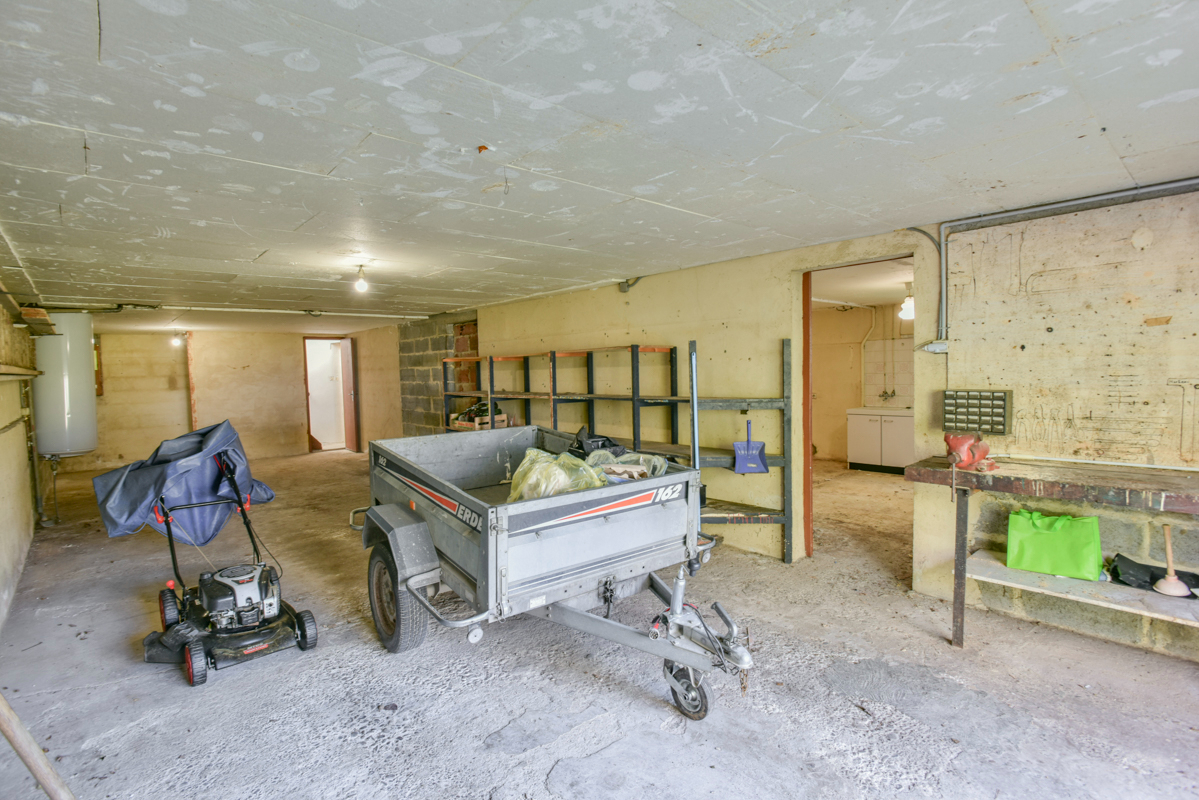 COUZE-ET-SAINT-FRONT Maison 5 pièce(s) 98 m2 plein pied, 3ch, grande sous sol, jardin 1977M2 14