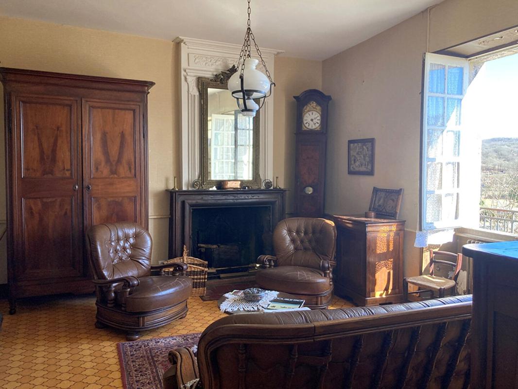 CAHORS Maison de caractère 5 chambres à 10 minutes de Cahors 6