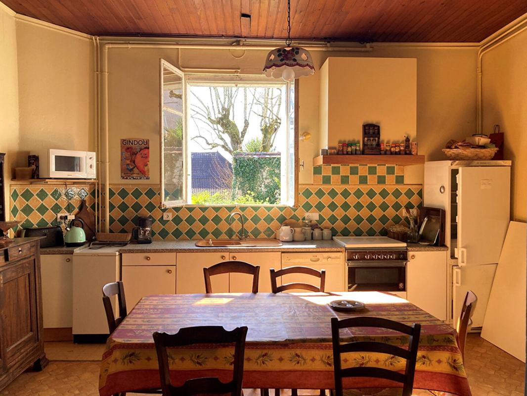 CAHORS Maison de caractère 5 chambres à 10 minutes de Cahors 7