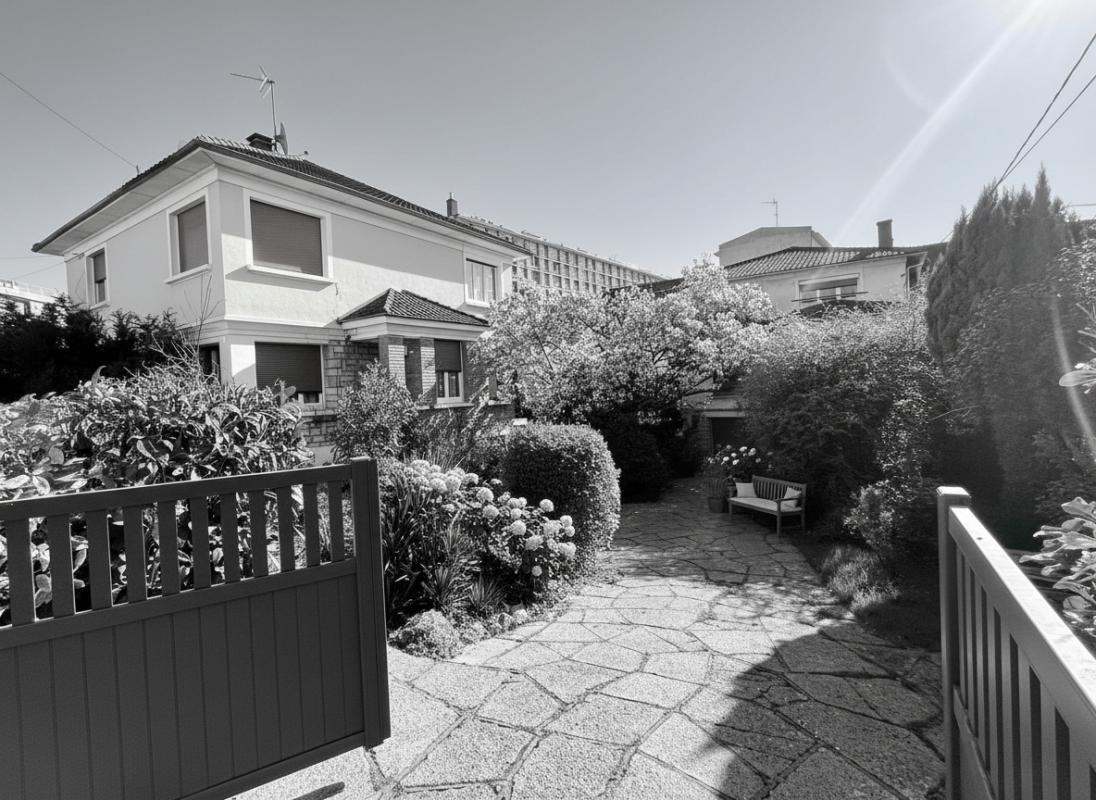 CHATILLON Ensemble immobilier Chatillon 1
