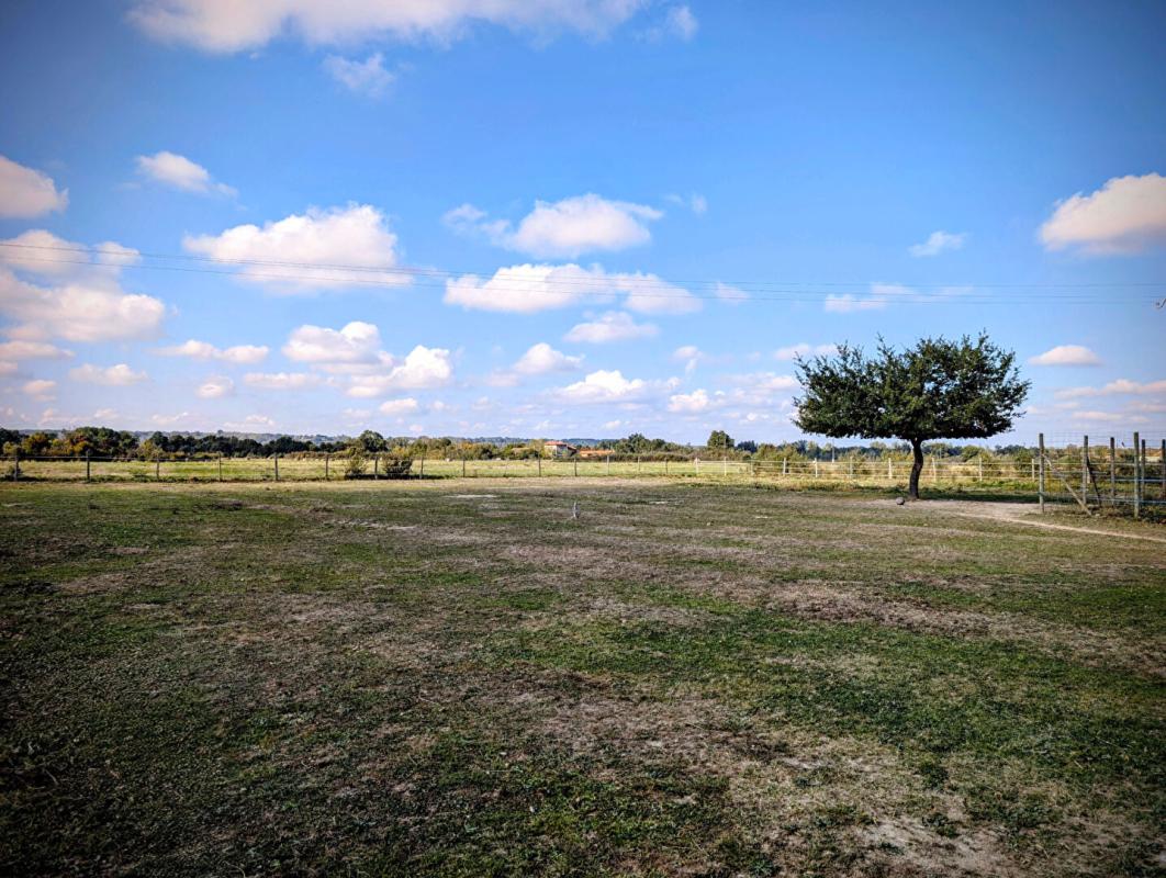 SAINT-ELIX-LE-CHATEAU Maison St-Elix-Le-Château 6 pièces165 m2 sur terrain de 1,5 hectare 13