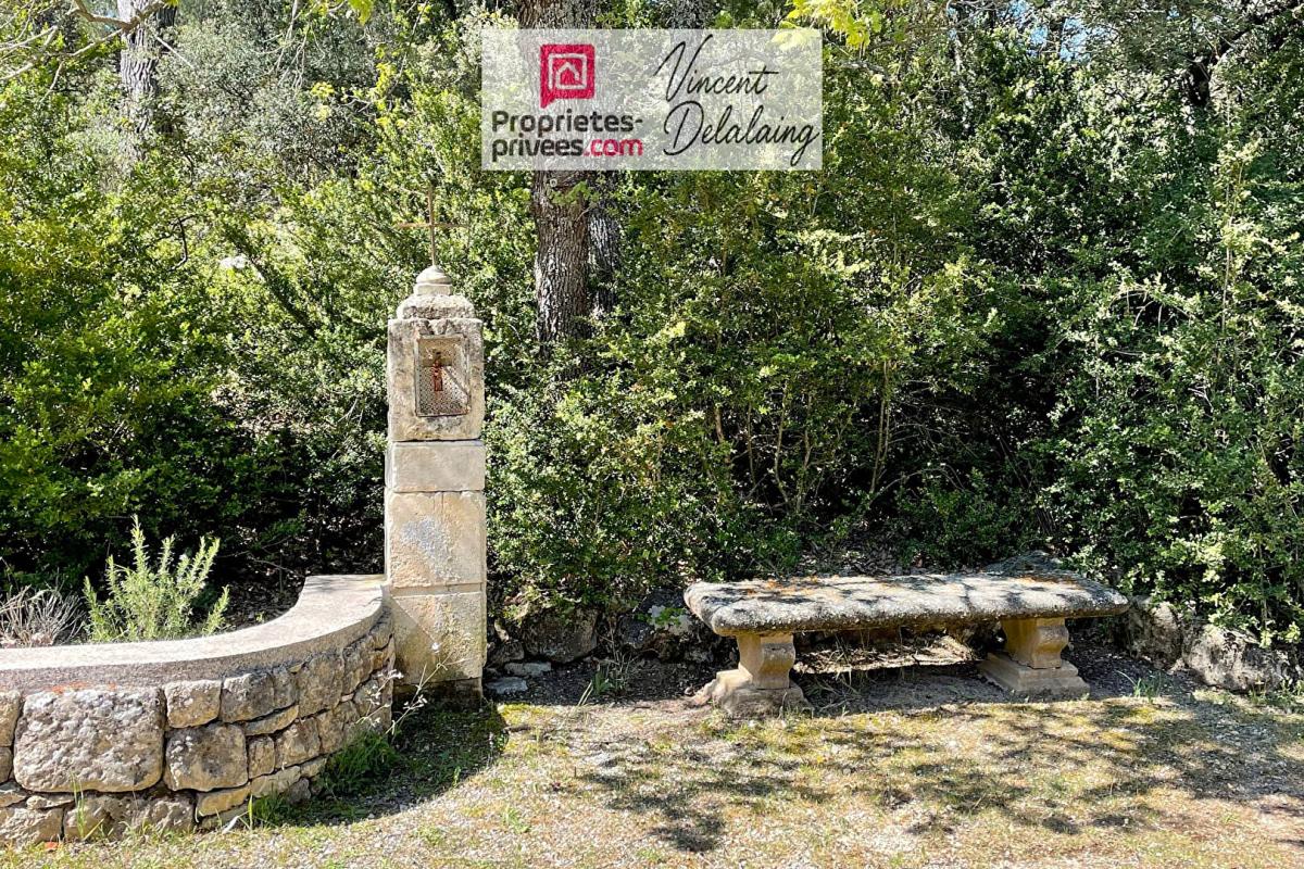 JOUQUES Très belle maison T7-8 avec piscine sur grand terrain 1