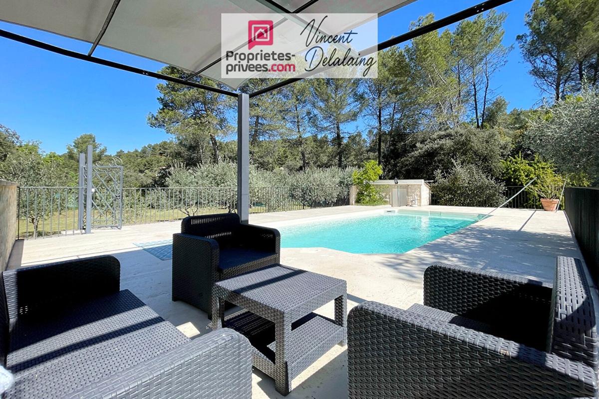JOUQUES Très belle maison T7-8 avec piscine sur grand terrain 11