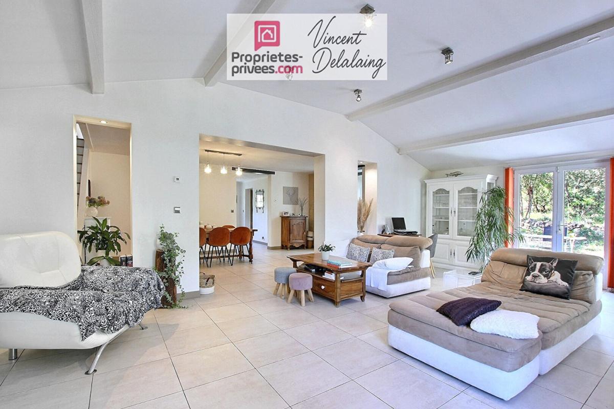 JOUQUES Très belle maison T7-8 avec piscine sur grand terrain 6