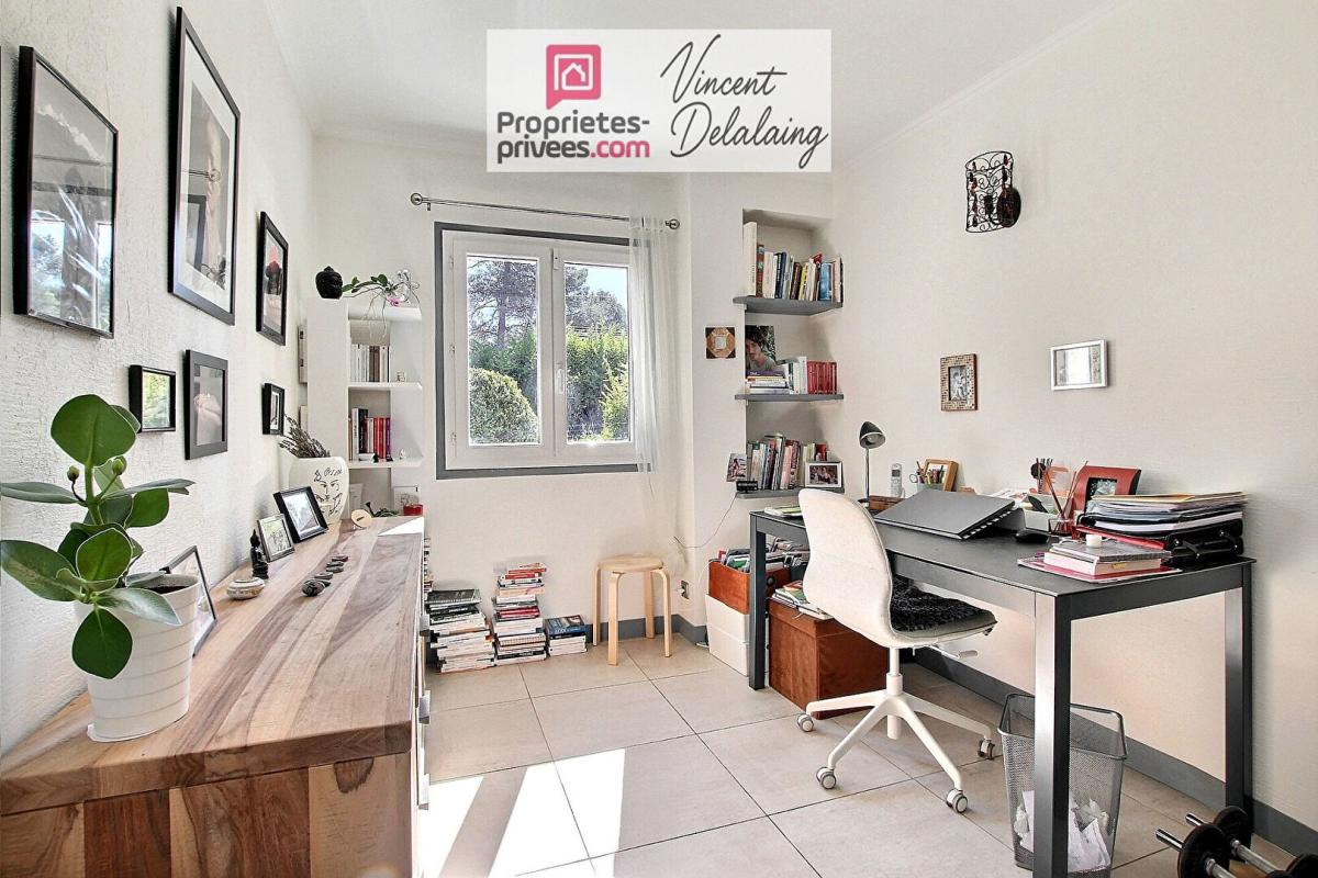 JOUQUES Très belle maison T7-8 avec piscine sur grand terrain 8