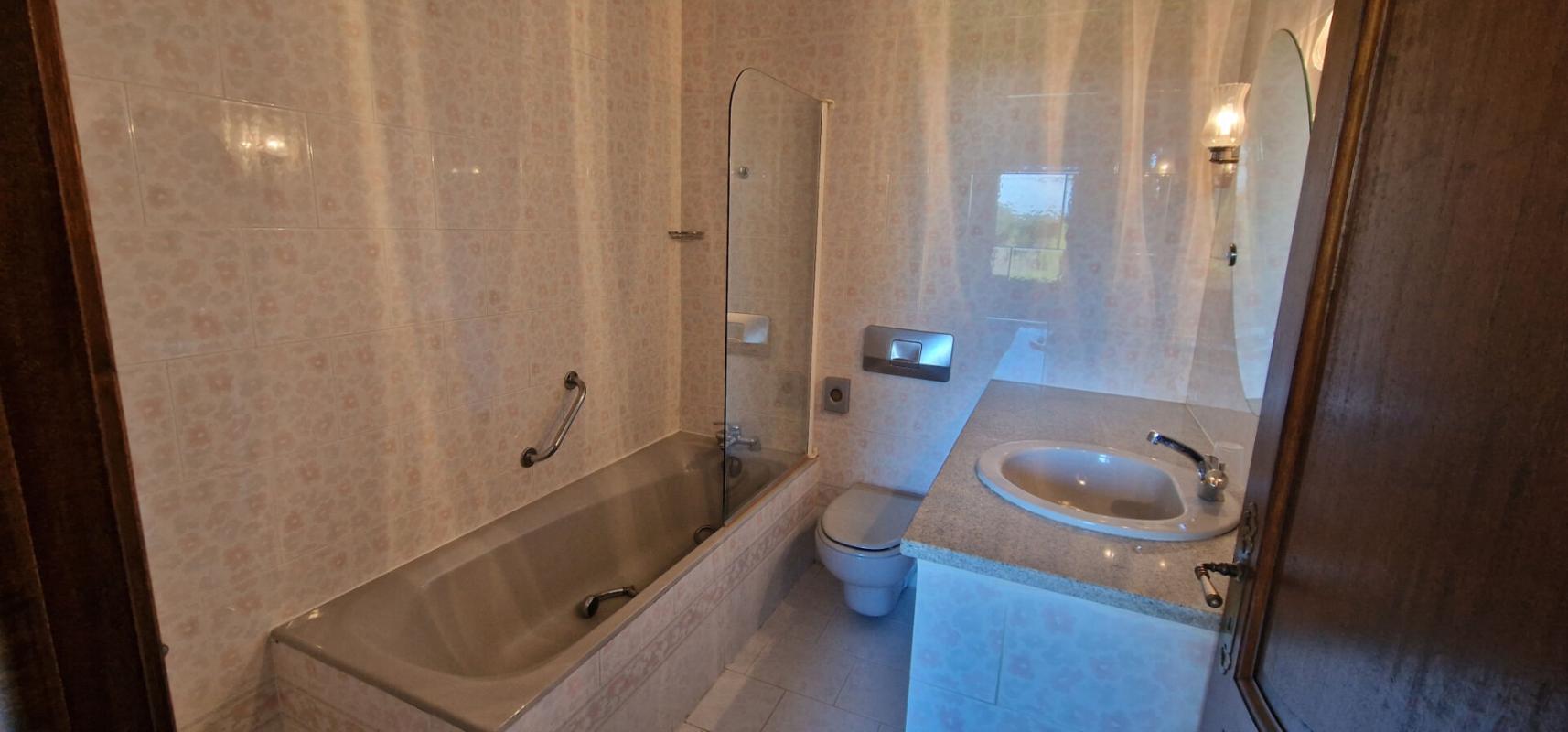 LE BARROUX Maison 186m² ? 9 chambres ? Fort potentiel au pied du Mont Ventoux 7