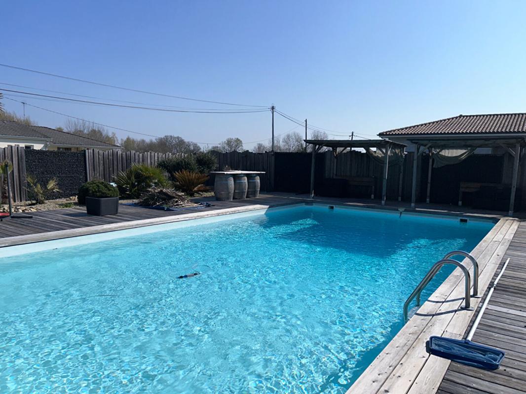 SAINT-SULPICE-ET-CAMEYRAC Maison d'exception à Saint Sulpice Et Cameyrac 1