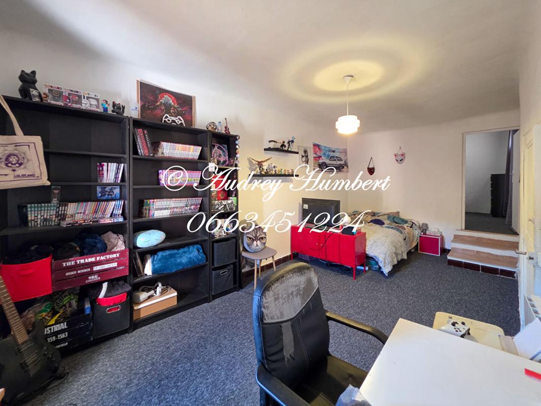 LA TOUR-D'AIGUES LUBERON, La bastide des JOURDANS, Maison de village avec balcon, atelier ? charme et authenticité au coeur du Luberon 11