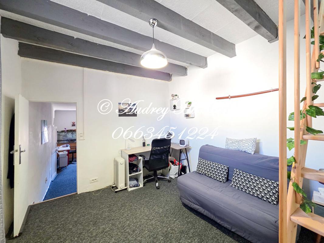 LA TOUR-D'AIGUES LUBERON, La bastide des JOURDANS, Maison de village avec balcon, atelier ? charme et authenticité au coeur du Luberon 12