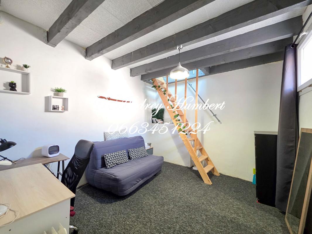 LA TOUR-D'AIGUES LUBERON, La bastide des JOURDANS, Maison de village avec balcon, atelier ? charme et authenticité au coeur du Luberon 13