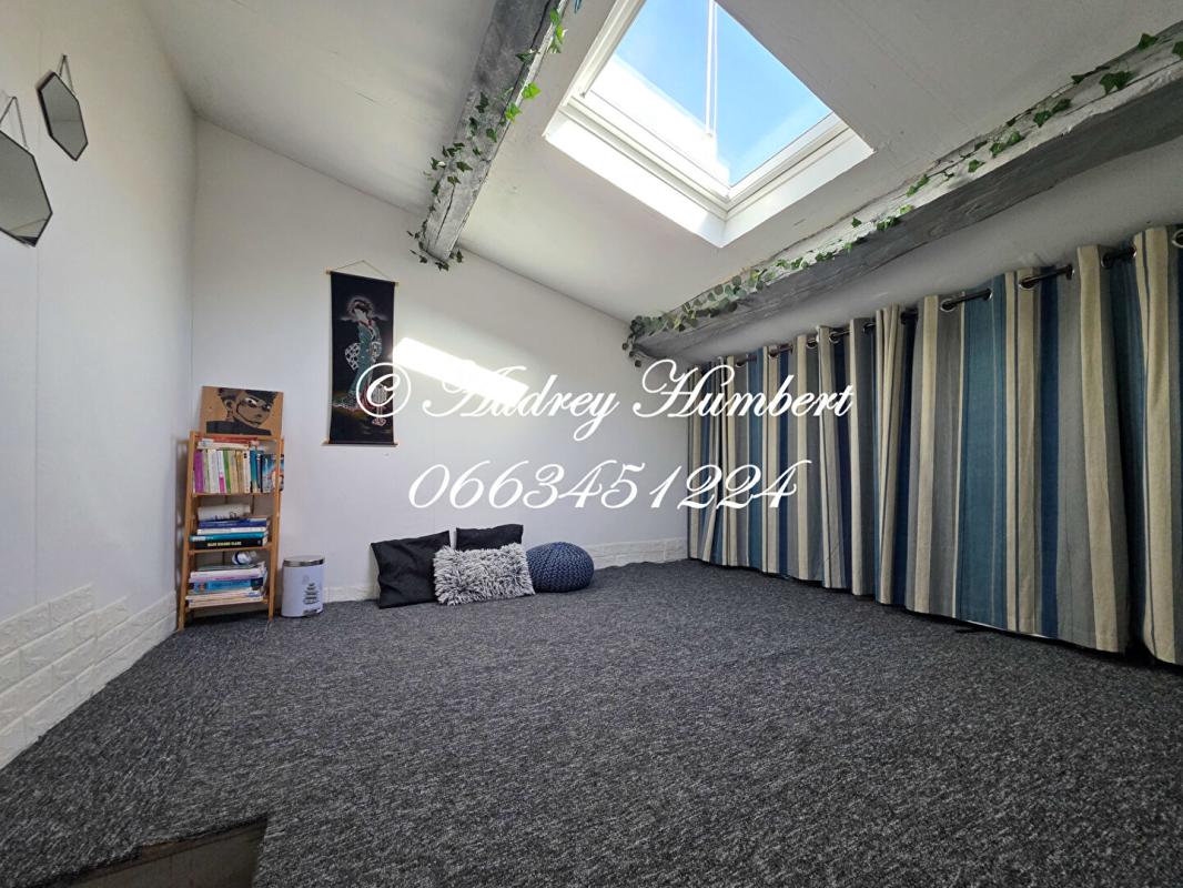 LA TOUR-D'AIGUES LUBERON, La bastide des JOURDANS, Maison de village avec balcon, atelier ? charme et authenticité au coeur du Luberon 14