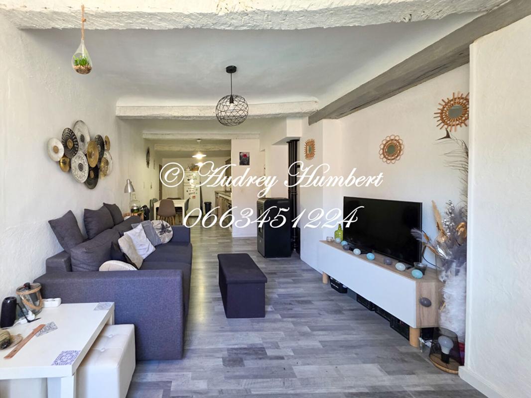 LA TOUR-D'AIGUES LUBERON, La bastide des JOURDANS, Maison de village avec balcon, atelier ? charme et authenticité au coeur du Luberon 15