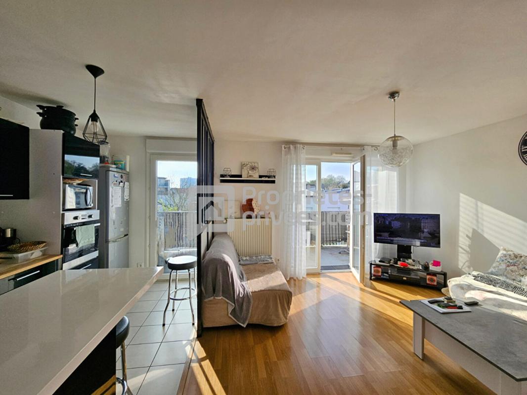 NOISY-LE-SEC Appartement 3 pièces de 68 m², Noisy-le-Sec Centre avec terrasse, balcon et parking! 1