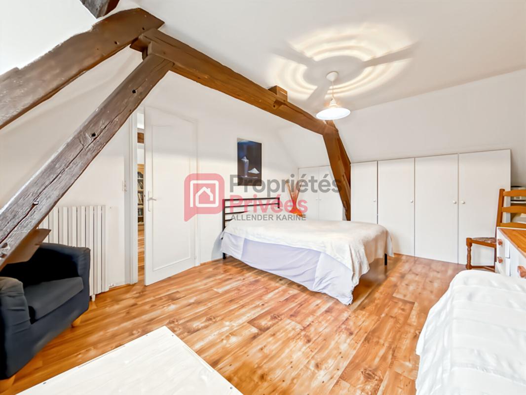 SERGINES Maison Sergines 6 pièce(s) 181 m2 11