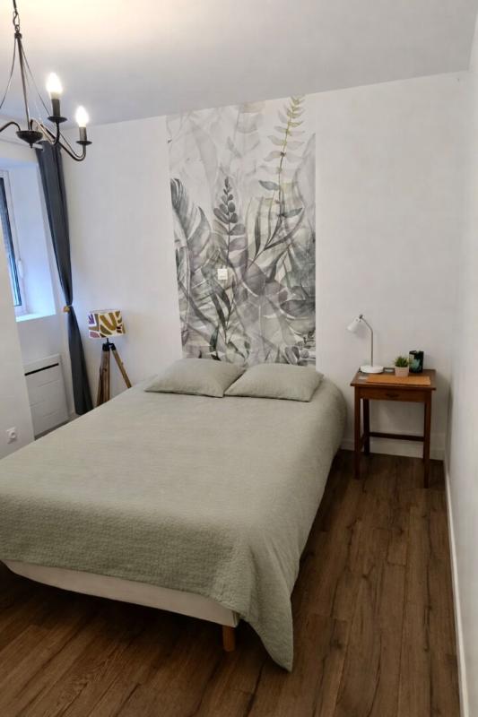 MONTREM Ensemble immobilier rénové avec prestations de qualité - Cadre naturel et potentiel professionnel 8