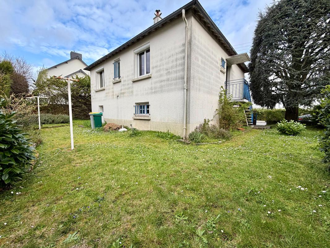 SAINT-HERBLAIN MAISON BOUVARDIERE 2 chambres et bureau 12