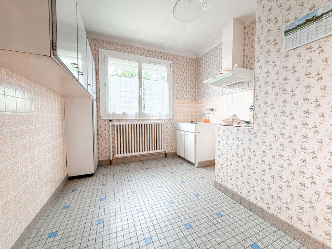 SAINT-HERBLAIN MAISON BOUVARDIERE 2 chambres et bureau 5