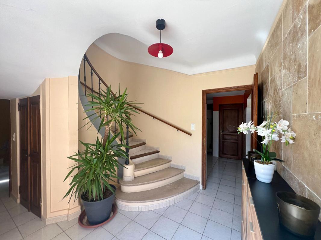 APT EXCEPTIONNEL :  IMMEUBLE  CENTRE VILLE - IDEAL PROFESSIONS LIBERALES 7