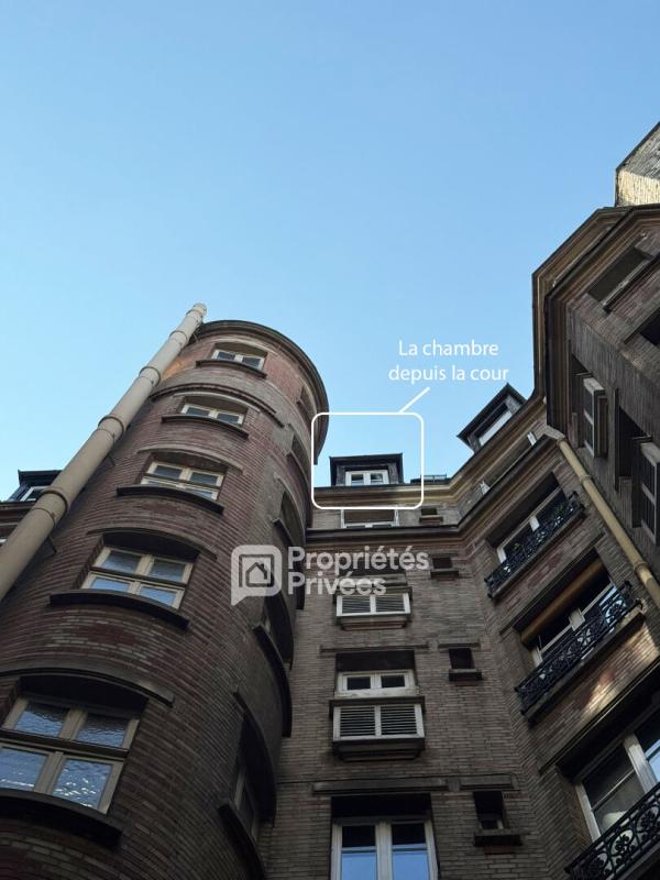 PARIS-8E-ARRONDISSEMENT 75008 Paris - COUP DE COEUR - Chambre de bonne - 8.13 m2 - 20m3 -  VUE SACRÉ-COEUR 6