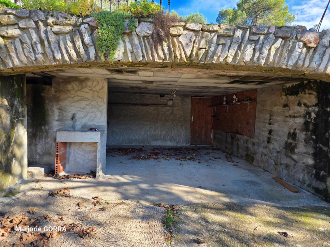 ROUGIERS ROUGIERS VILLA T5 sur 1857 m² de terrain 18