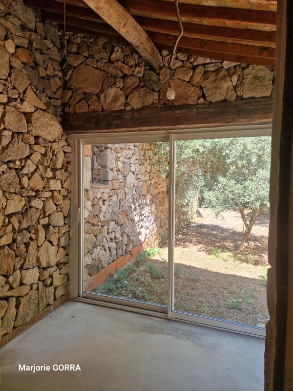 ROUGIERS ROUGIERS VILLA T5 sur 1857 m² de terrain 5