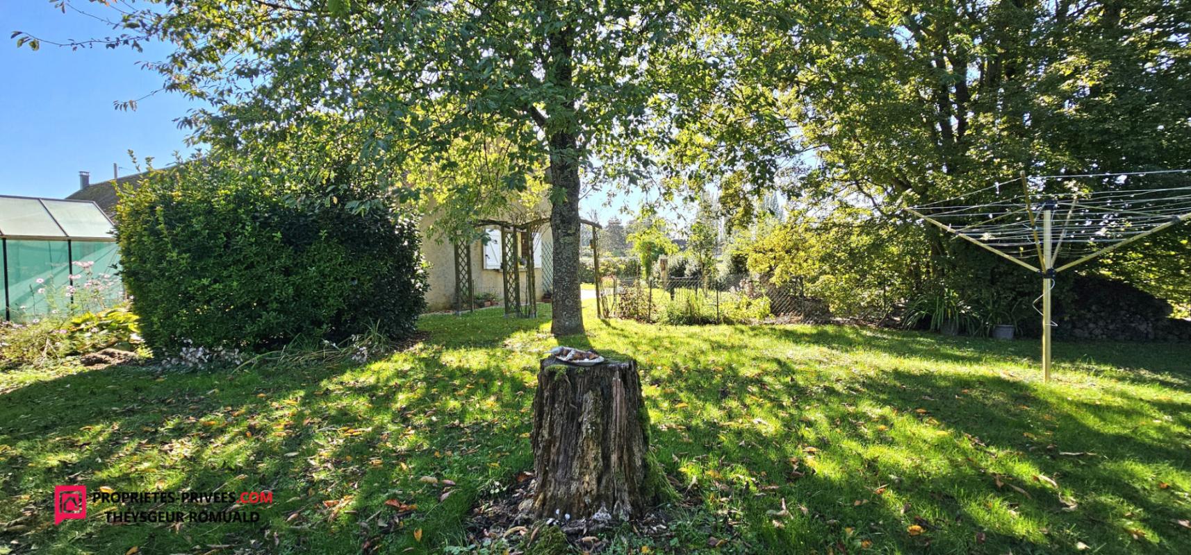 PIFFONDS Maison Piffonds 7 pièce(s) 204 m2 11