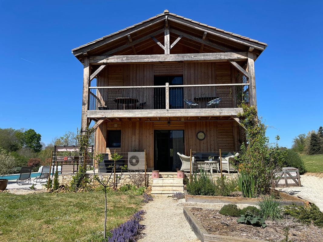 SAINT-AVIT-SENIEUR Maison récente de style séchoir à tabac, lumière, confort et village à pied 2