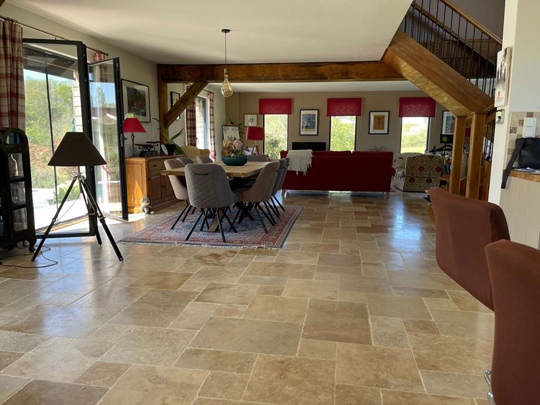 SAINT-AVIT-SENIEUR Maison récente de style séchoir à tabac, lumière, confort et village à pied 4