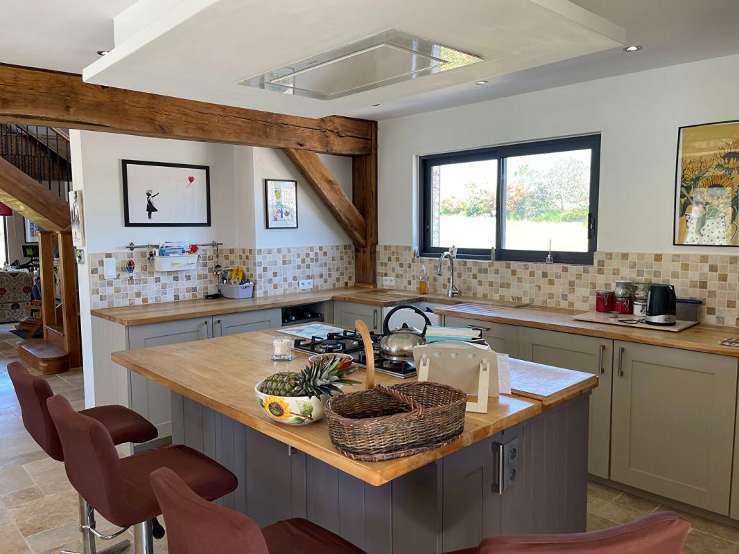 SAINT-AVIT-SENIEUR Maison récente de style séchoir à tabac, lumière, confort et village à pied 7