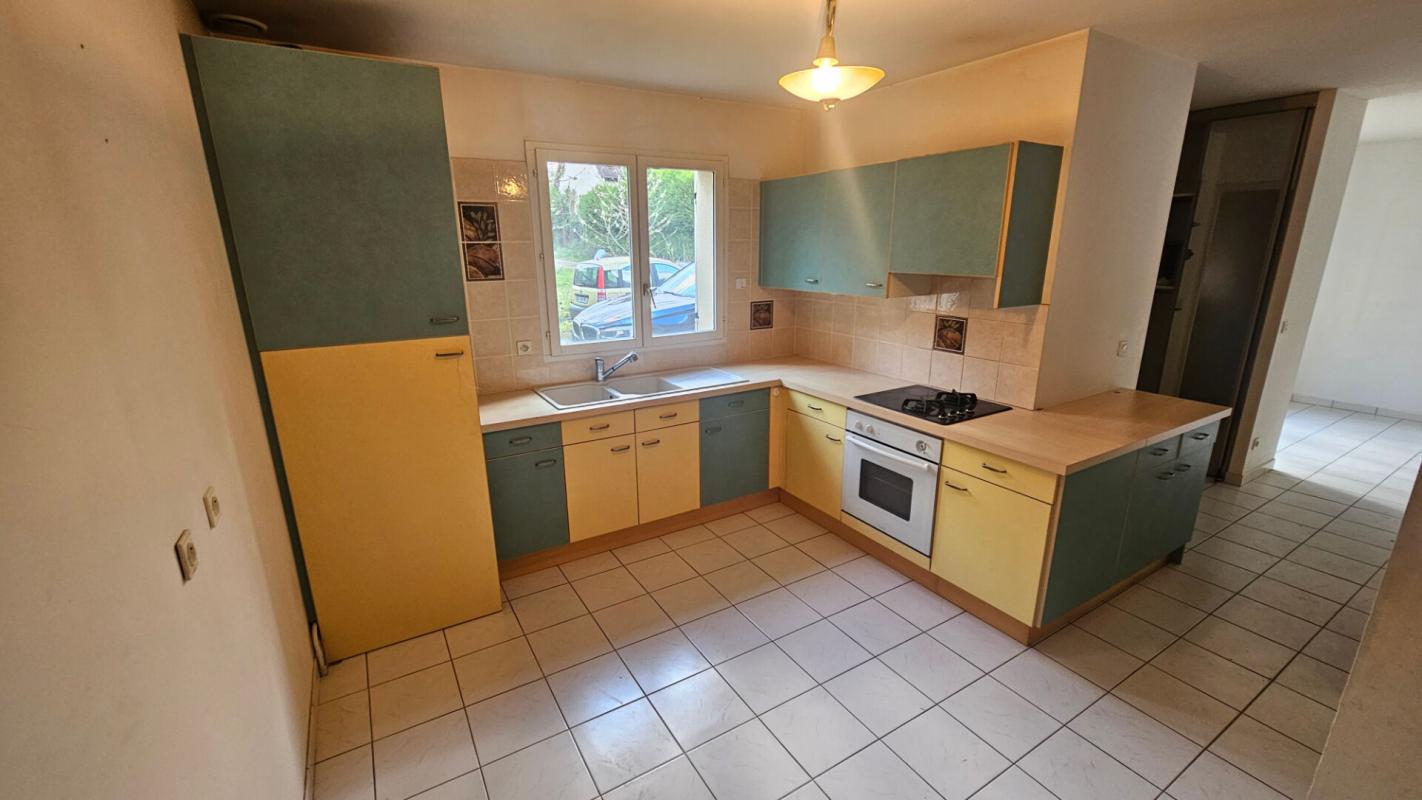 GAMBAIS Gambais centre / Maison 135 m2 / 3 chambres / N12 à 2 mn 5