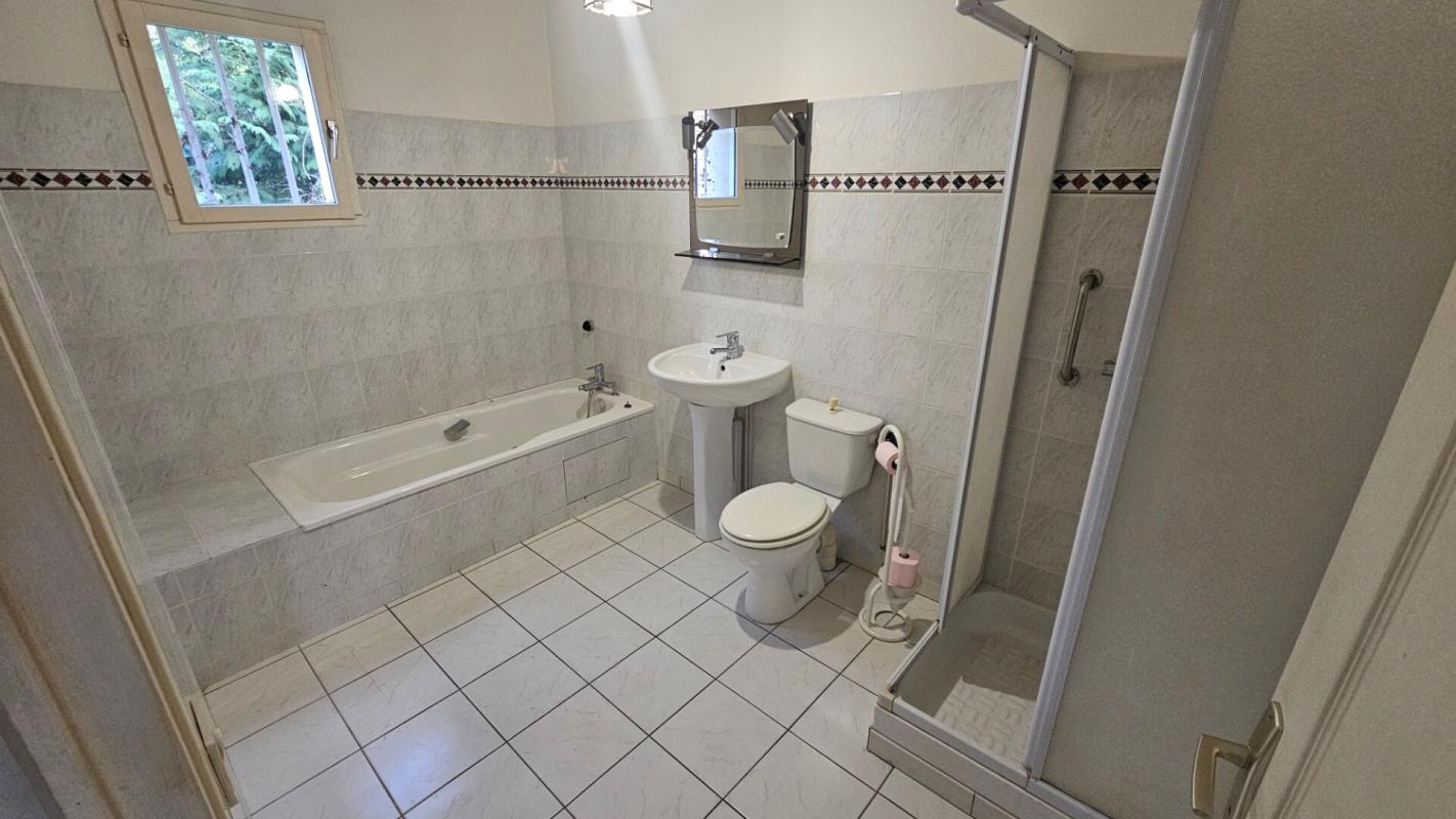 GAMBAIS Gambais centre / Maison 135 m2 / 3 chambres / N12 à 2 mn 7