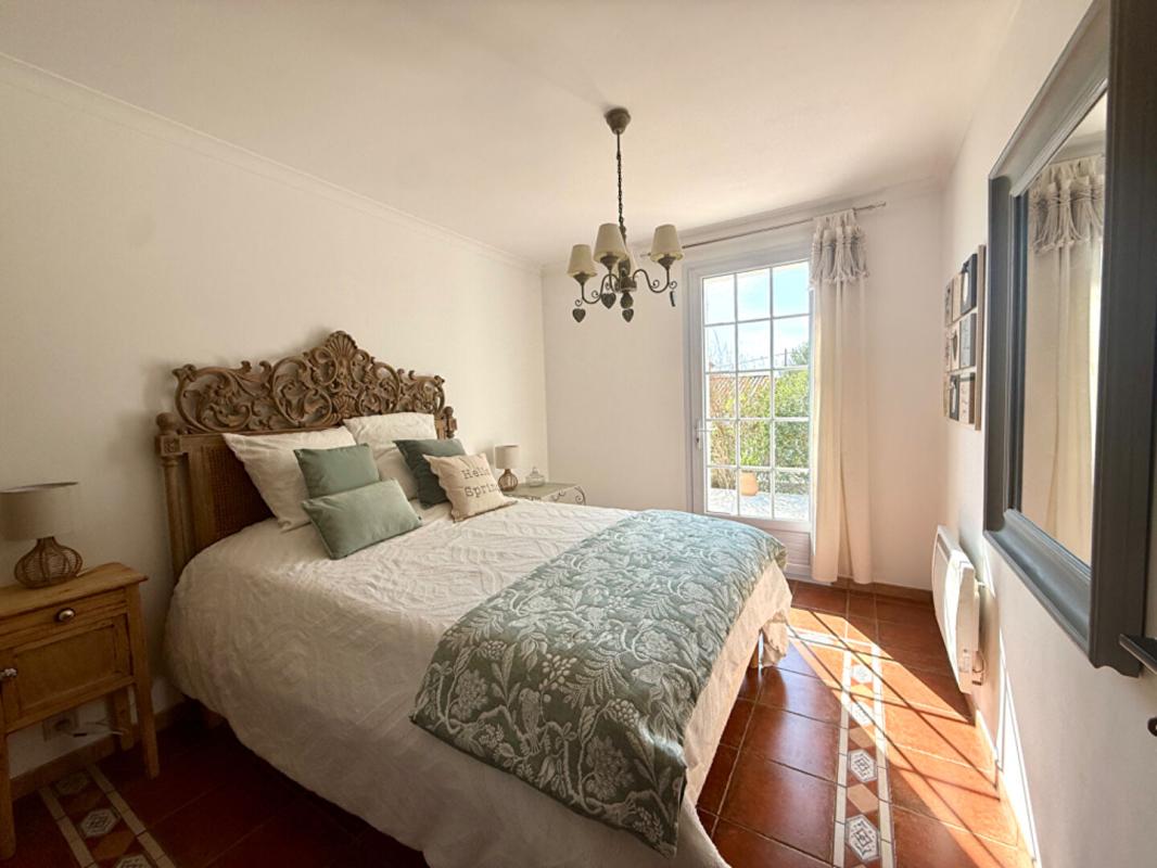 ISTRES Maison de plain pied avec piscine 8