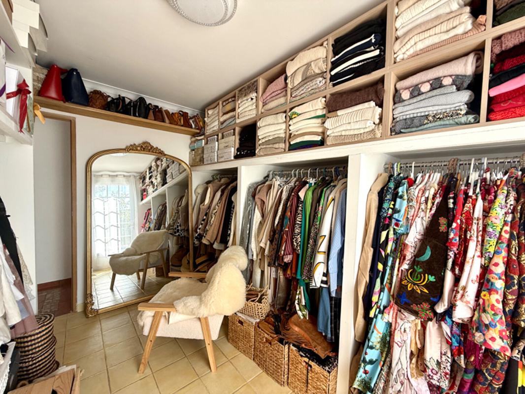 ISTRES Maison de plain pied avec piscine 9