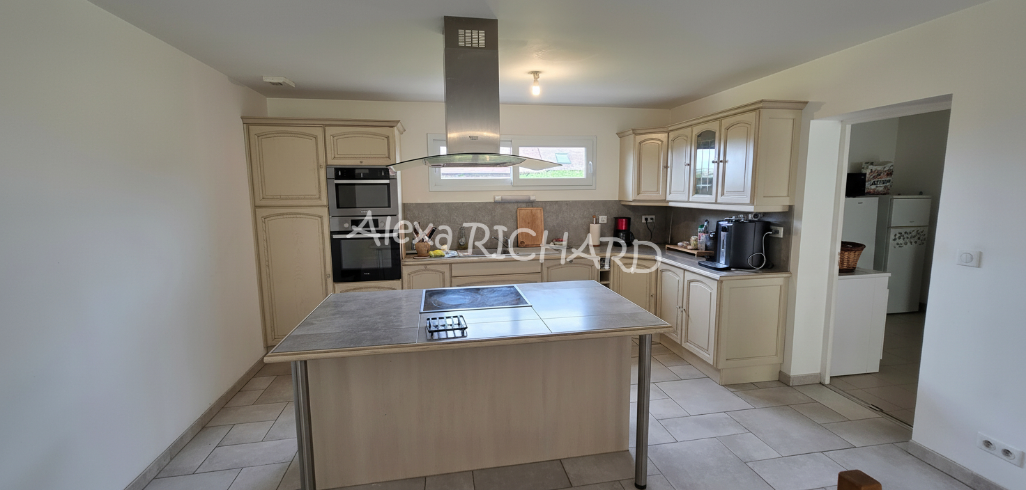 SEBECOURT Maison plain pied  Rez-de-chaussée 3 chambres à vendre 147m2 7