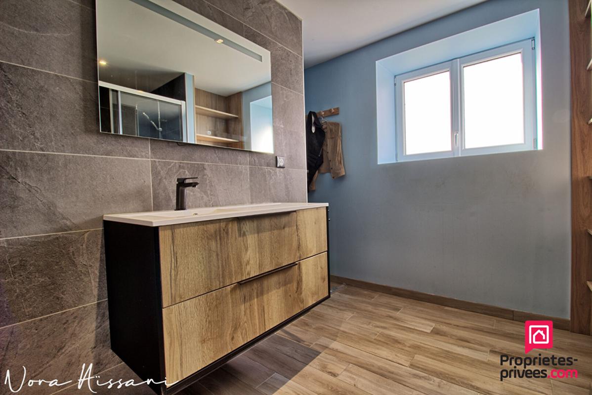 ABERGEMENT-LA-RONCE Maison 8