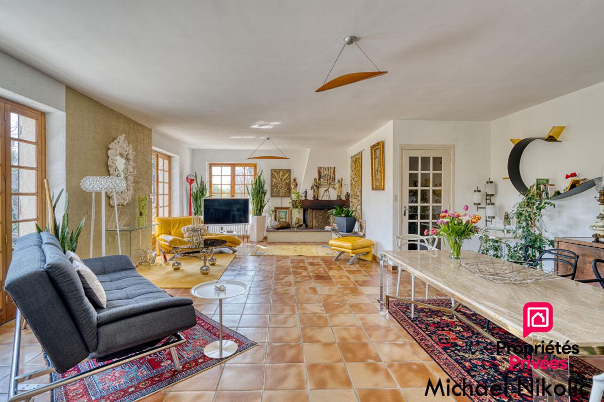 CONDRIEU Belle demeure Condrieu 11 pièce(s)  450 m2 10