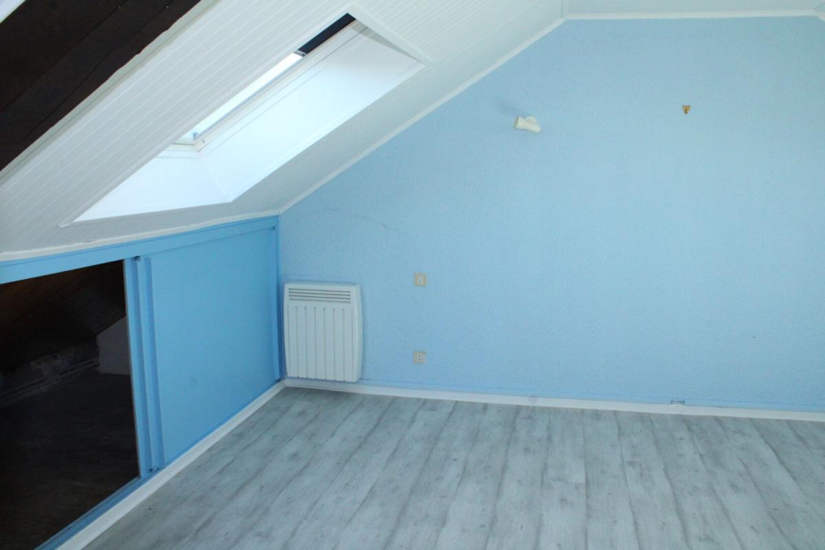 LANGOGNE Langogne Appartement en duplex avec garage et  petit jardin 6