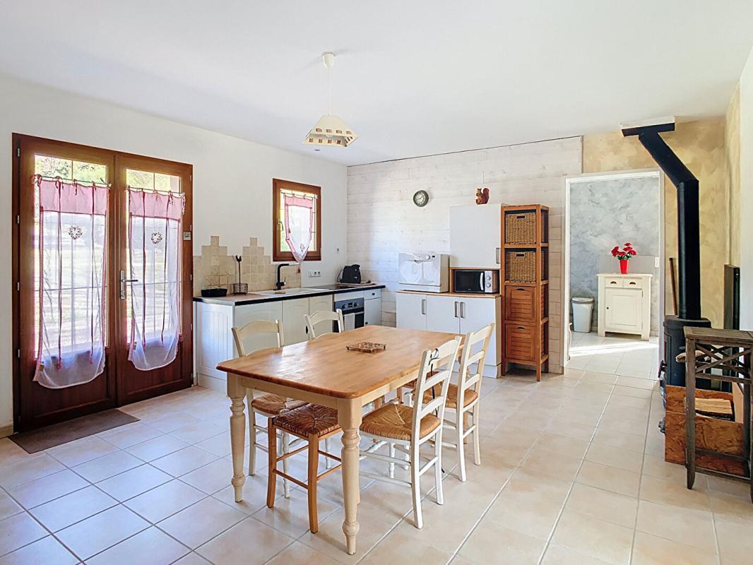 CASTELNAUD-LA-CHAPELLE Ensemble contemporain avec maison principale, gîte indépendant, piscine chauffée et vaste terrain 13