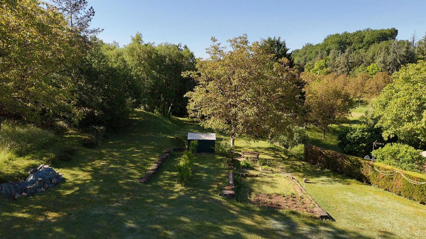 CASTELNAUD-LA-CHAPELLE Ensemble contemporain avec maison principale, gîte indépendant, piscine chauffée et vaste terrain 18
