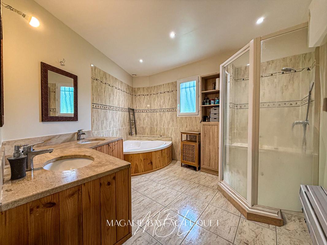 MONTIRAT MONTIRAT MAISON T4 TERRAIN 12