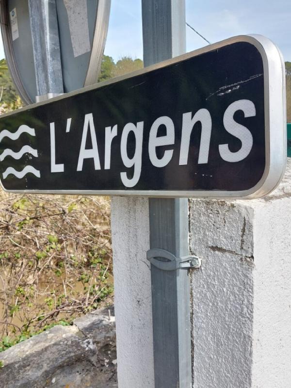 LE THORONET Le Thoronet Villa T3,au bord de l'Argens, sur 1131 m2 de jardin 1