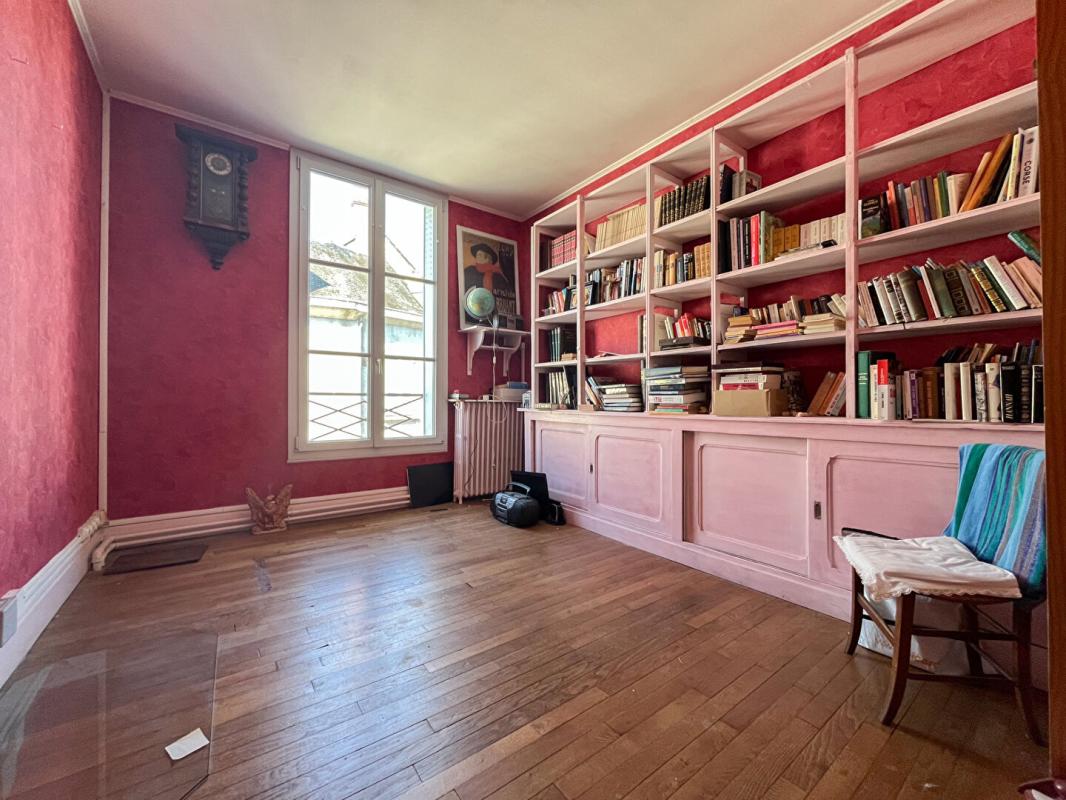 VALENCAY Maison Valencay 11 pièce(s) 218 m2 13