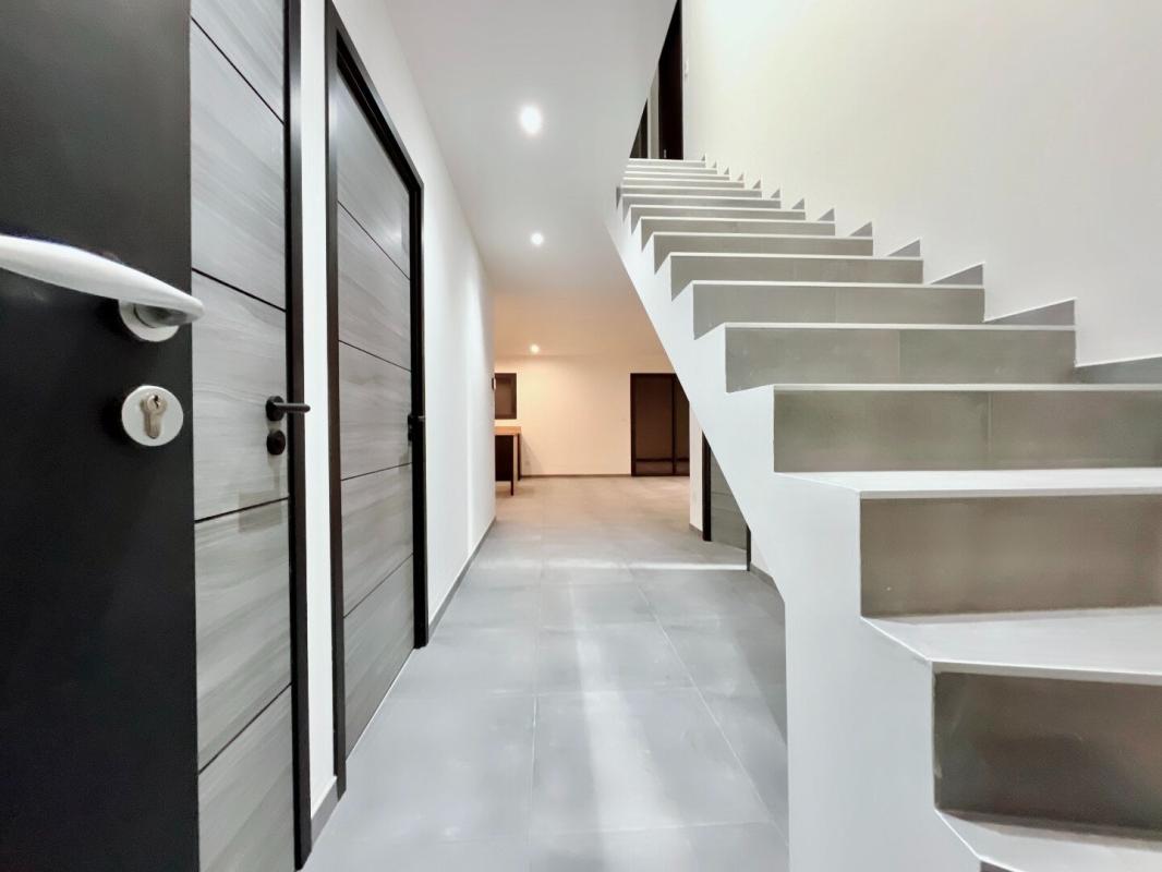 PERPIGNAN Magnifique maison de 135 m² en R+1 comprenant 4 chambres de 2025 sur un terrain 3 faces piscinable de 341 m² 3