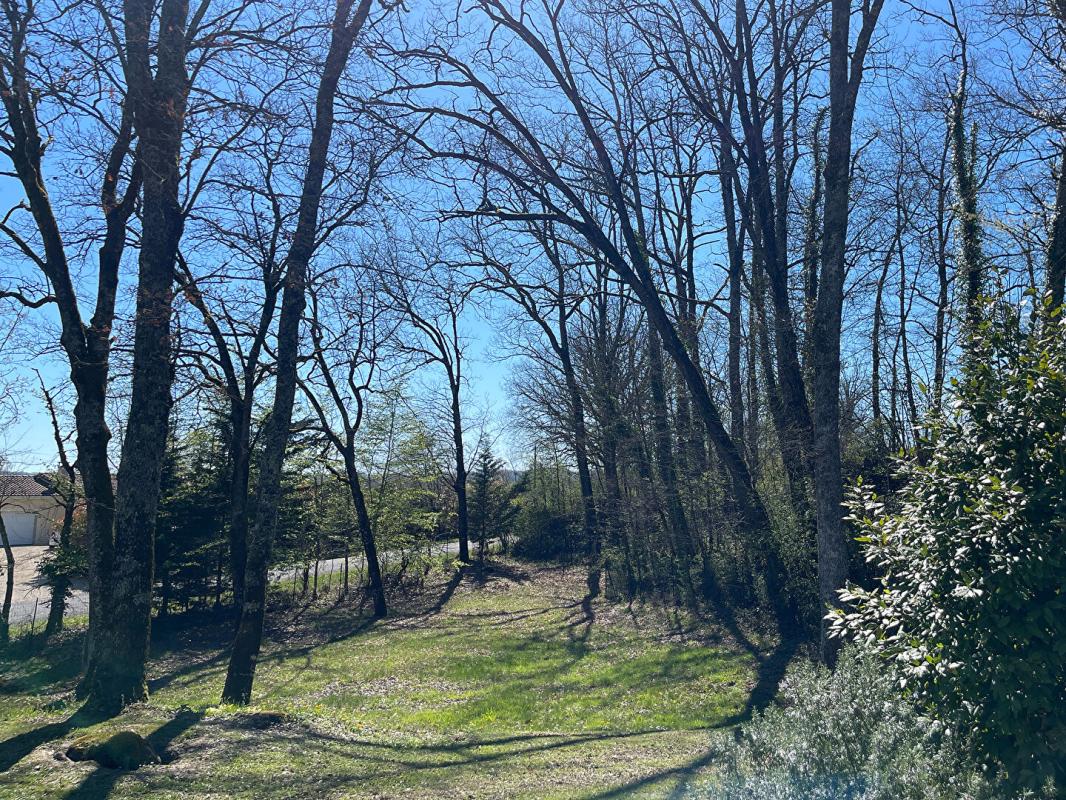 BOURNEL Maison sur deux niveaux avec jardin clôturé, à proximité de Villeréal 13