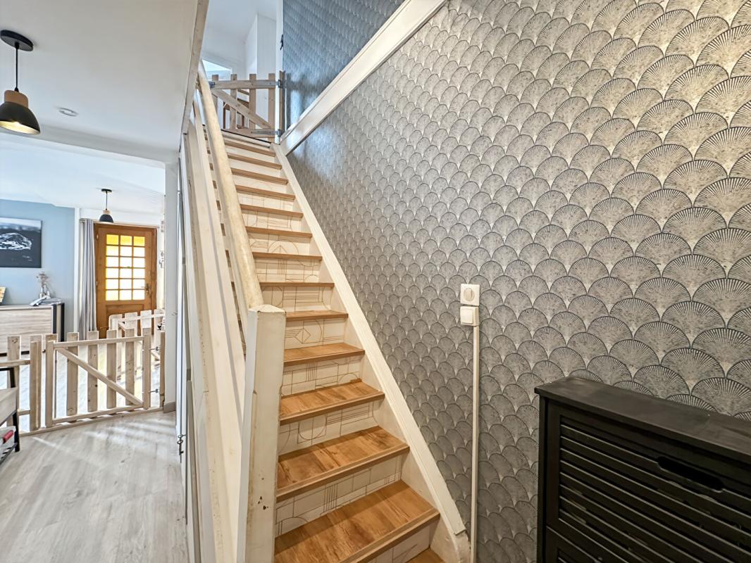 SAINT-AMARIN Maison Saint-Amarin 6 pièces, 165 m2, terrain 5,32 ares 10