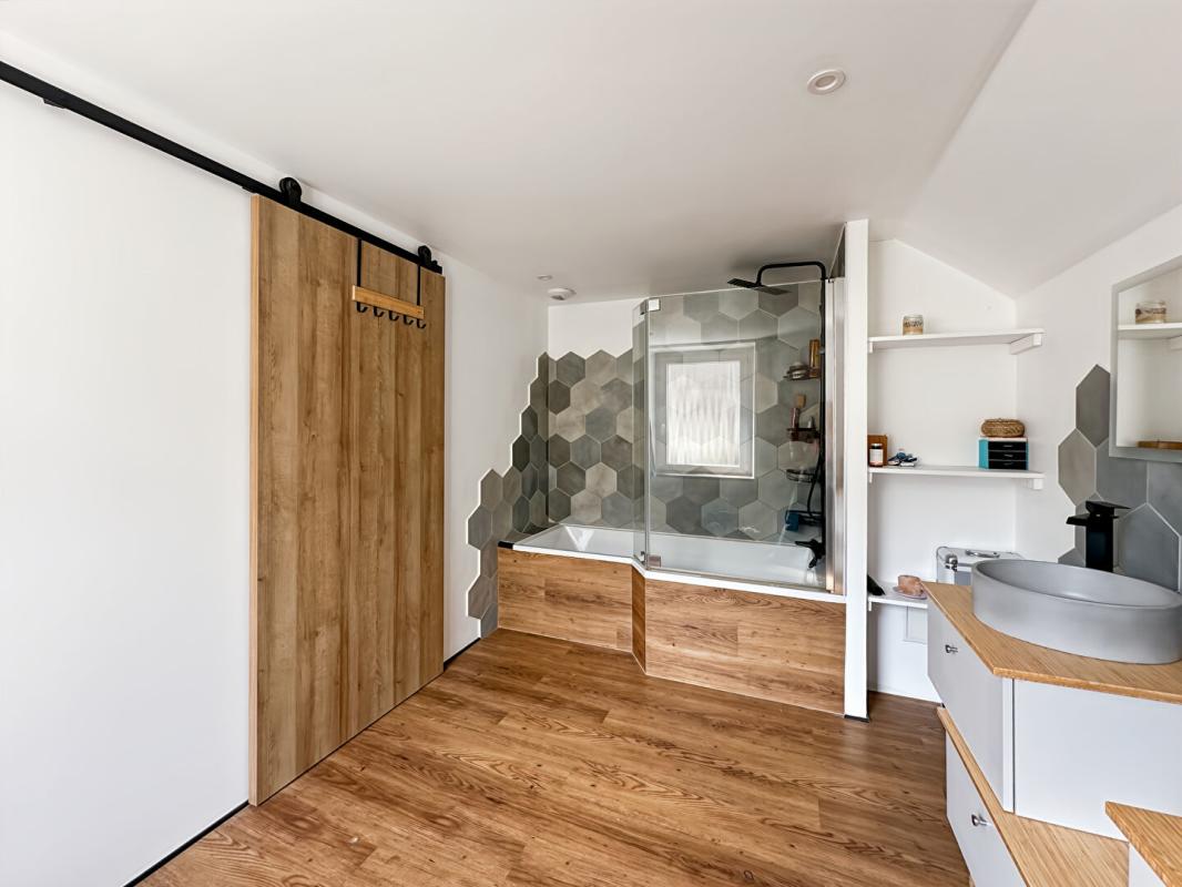 SAINT-AMARIN Maison Saint-Amarin 6 pièces, 165 m2, terrain 5,32 ares 11