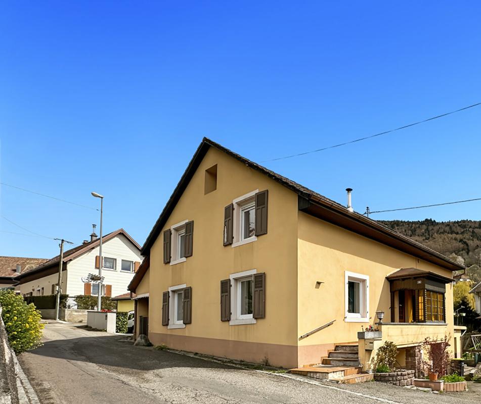 SAINT-AMARIN Maison Saint-Amarin 6 pièces, 165 m2, terrain 5,32 ares 16