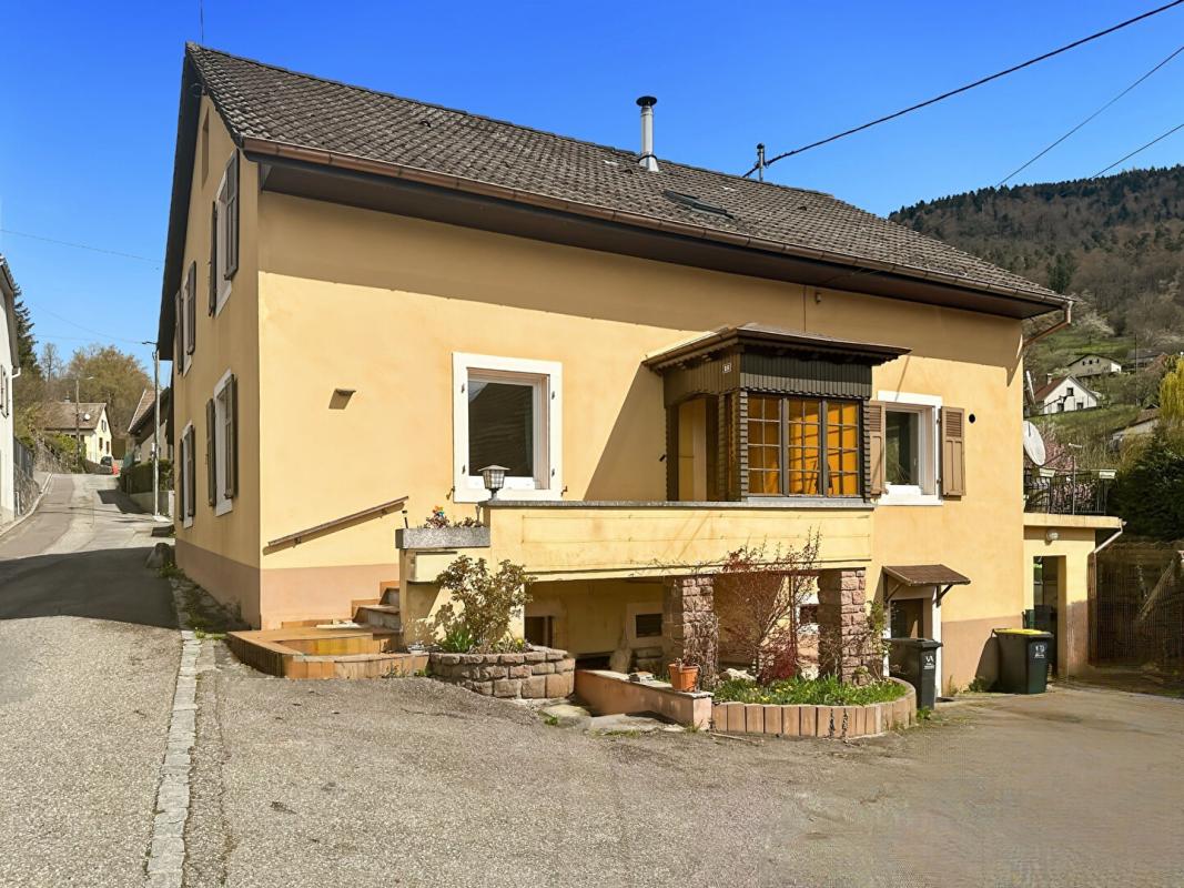 SAINT-AMARIN Maison Saint-Amarin 6 pièces, 165 m2, terrain 5,32 ares 17