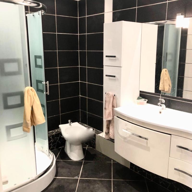 TOULON CENTRE VILLE TOULON - TOUT A PROXIMITE - APPARTEMENT DE TYPE 3 - CAVE - 5